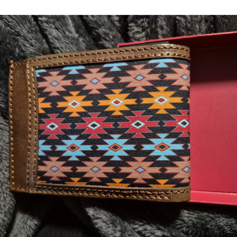 Red Dirt Hat Co. Bifold Wallet Genuine Leather Aztec Pattern NEW Men's Gift